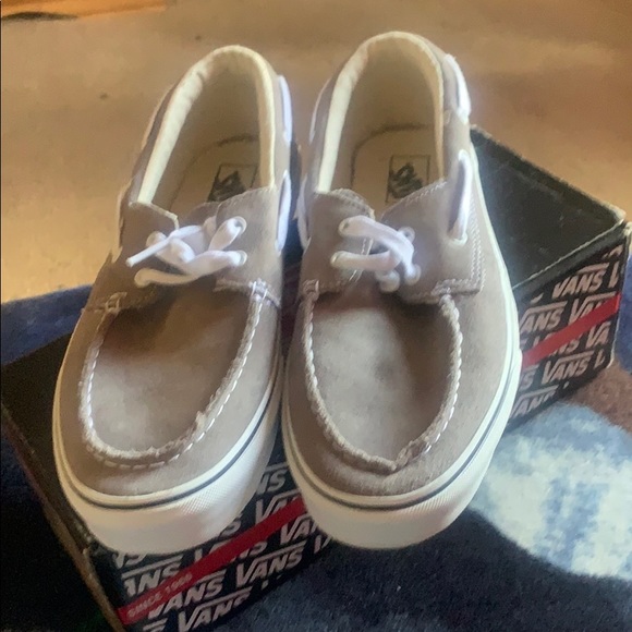 Shoes - Picture 3 of 3